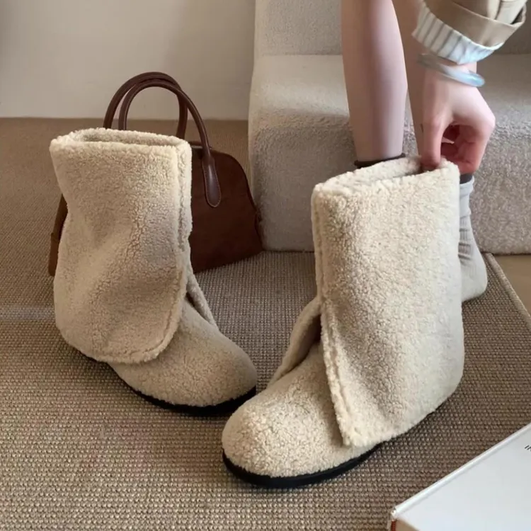 【维米克设计师版】明星同款ins版~厚底毛毛一体宽筒雪地靴女加绒