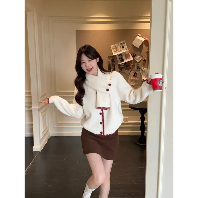 【送围巾】氛围感撞色带围脖时尚毛衣外套女秋冬洋气针织衫上衣