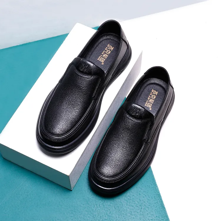 平底皮鞋男夏季单层皮软底软面一脚蹬爸爸鞋防滑透气舒适休闲鞋