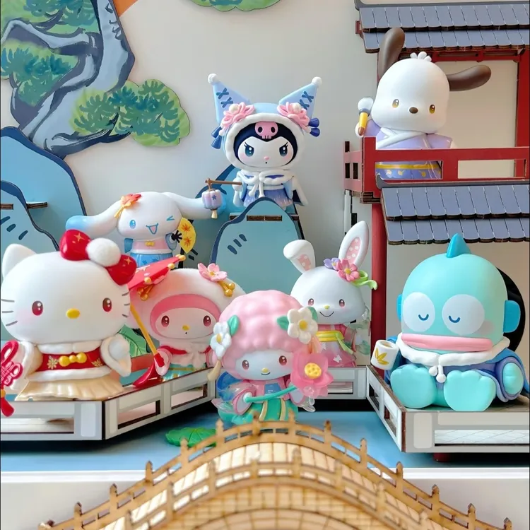 正品TOPTOY三丽鸥家族四季华服系列盲盒手办摆件潮玩女生日礼物