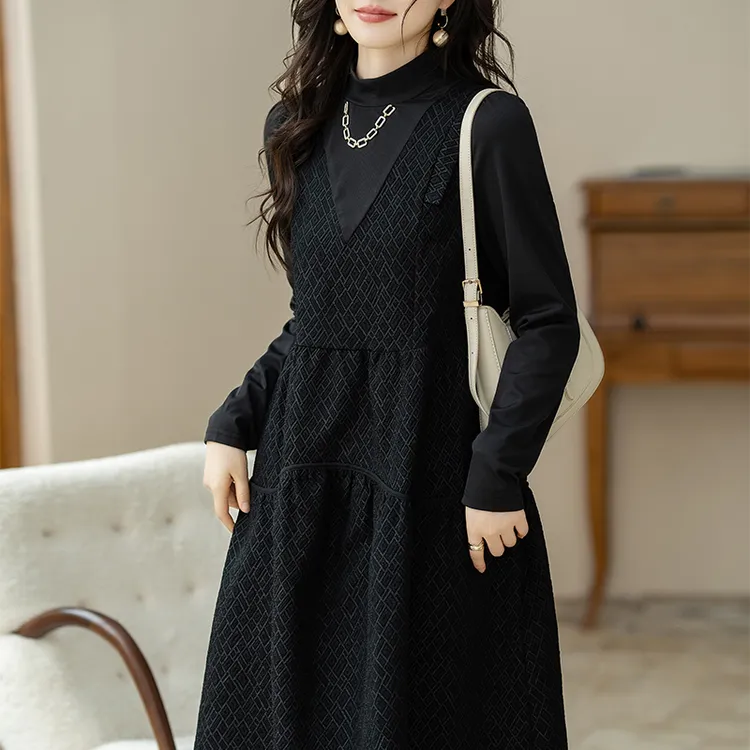 假两件提花黑色连衣裙长袖长裙秋冬裙子女秋季2025新款气质a字裙