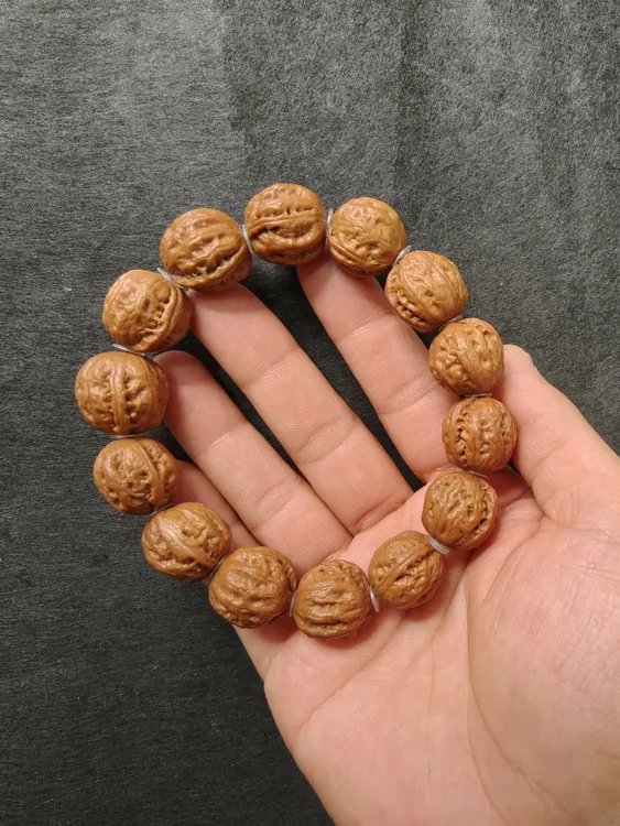 宽边粗筋肉龙骨核桃手串一物一图边17.5肚17桩高17.5MZ032