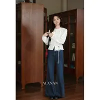 鹿向南「白调小诗」米白色法式花边减龄衬衫女秋新款小众长袖上衣