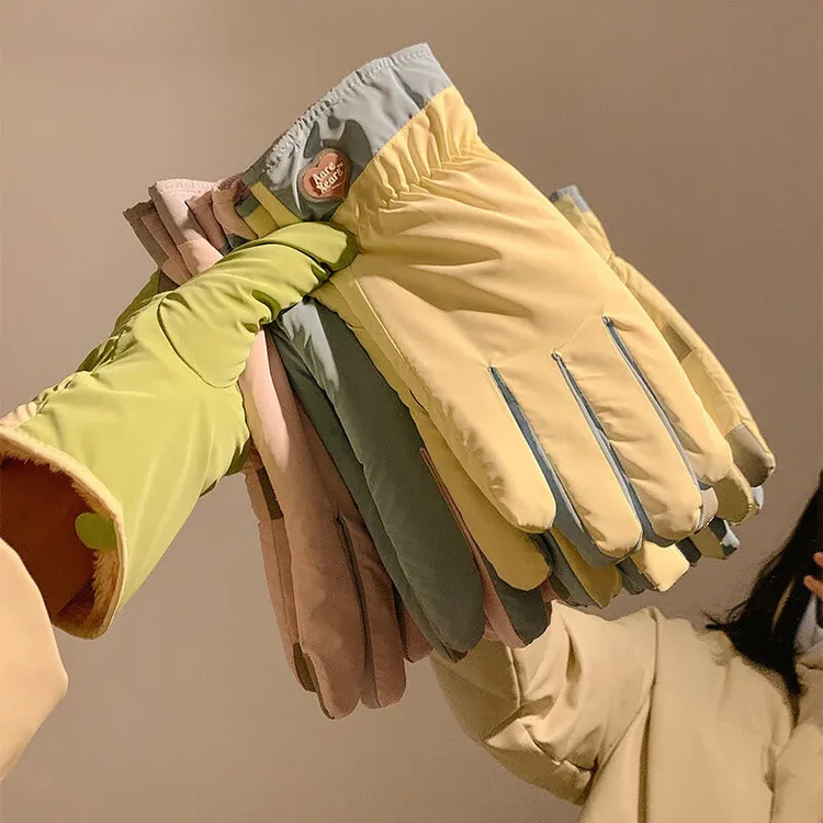 冬季手套女学生可爱防寒保暖骑行加绒加厚户外滑雪防风触屏手套女