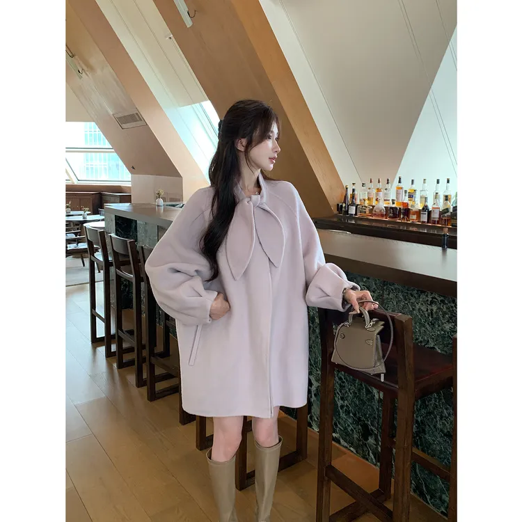 名媛温柔风兔耳朵斗篷呢子大衣女2025秋冬新款设计感宽松毛呢外套