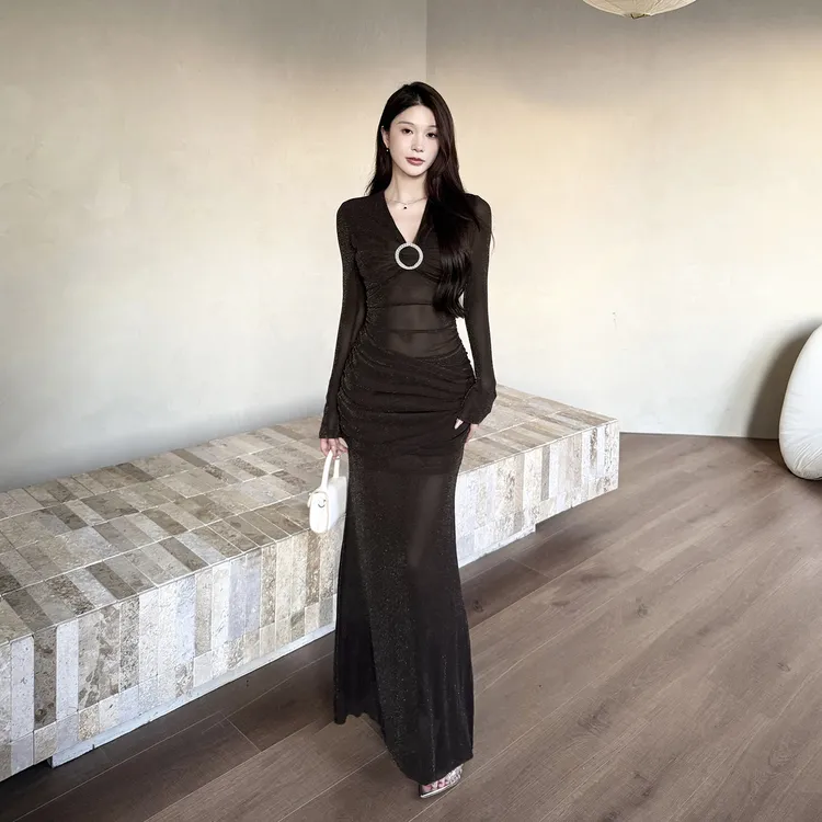 纯欲风网纱V领长袖连衣裙秋季新款修身显瘦御姐气质宴会晚礼服
