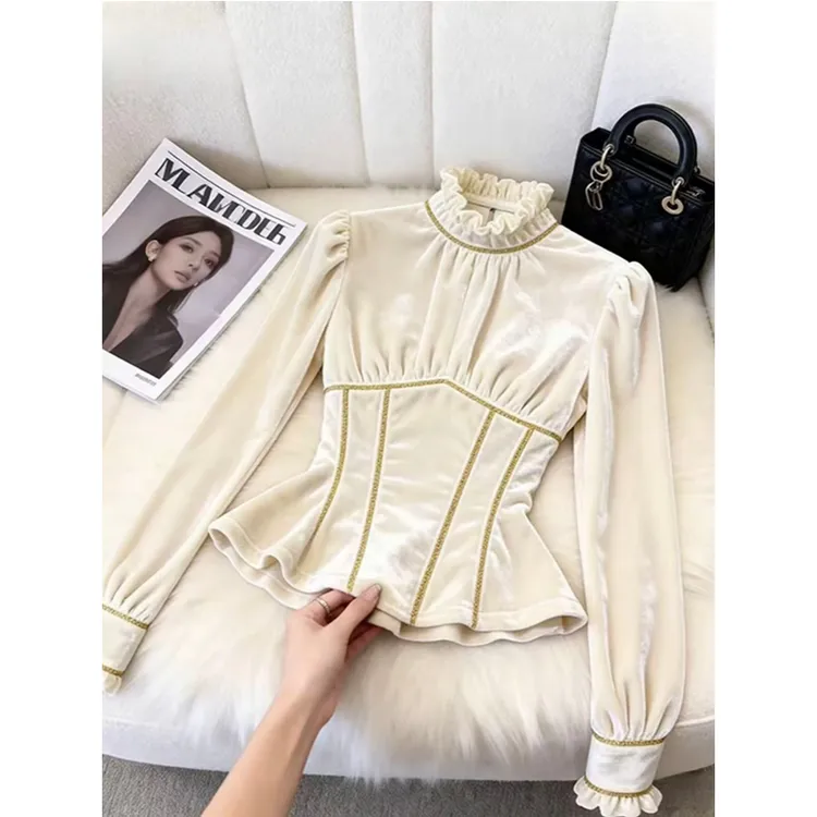 轻奢米白色木耳花边丝绒衬衫女秋冬2025新款设计感洋气修身小衫潮