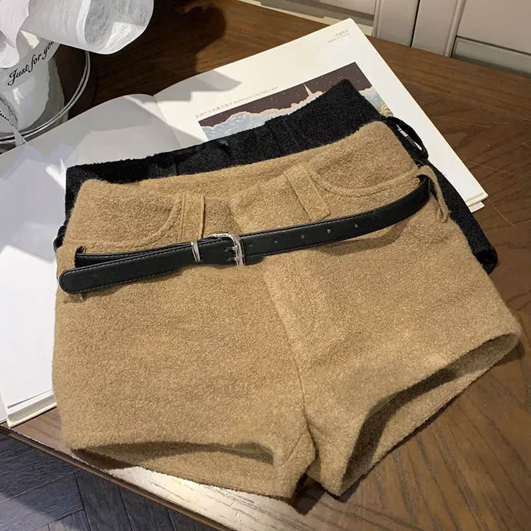 设计感高腰包臀大口袋毛呢短裤女秋冬季时尚宽松显瘦直筒休闲裤