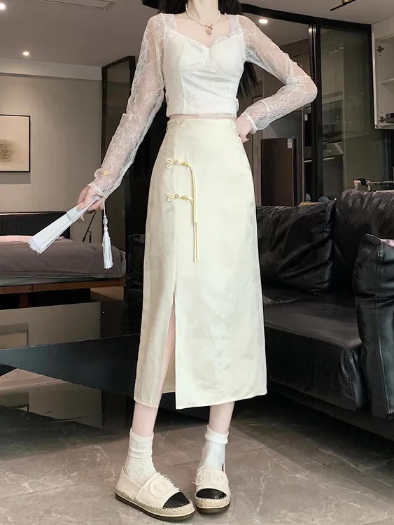 黑色半身裙女春季高腰修身a字直筒裙国风盘扣开叉半裙显瘦半身裙