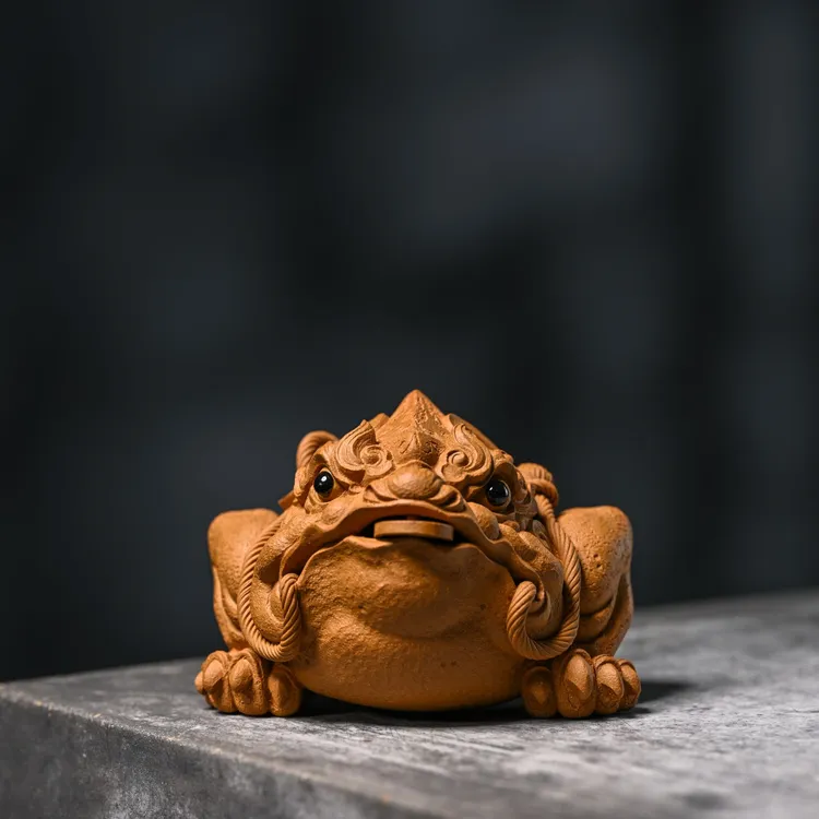 《三意灵蟾》小月亮原创设计金蟾茶宠可茶盘玩养紫砂茶宠