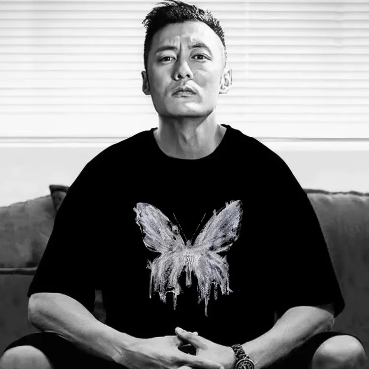 仓石一树潮牌短袖T恤男灰色蝴蝶美式潮流棉宽松休闲情侣装半袖ins