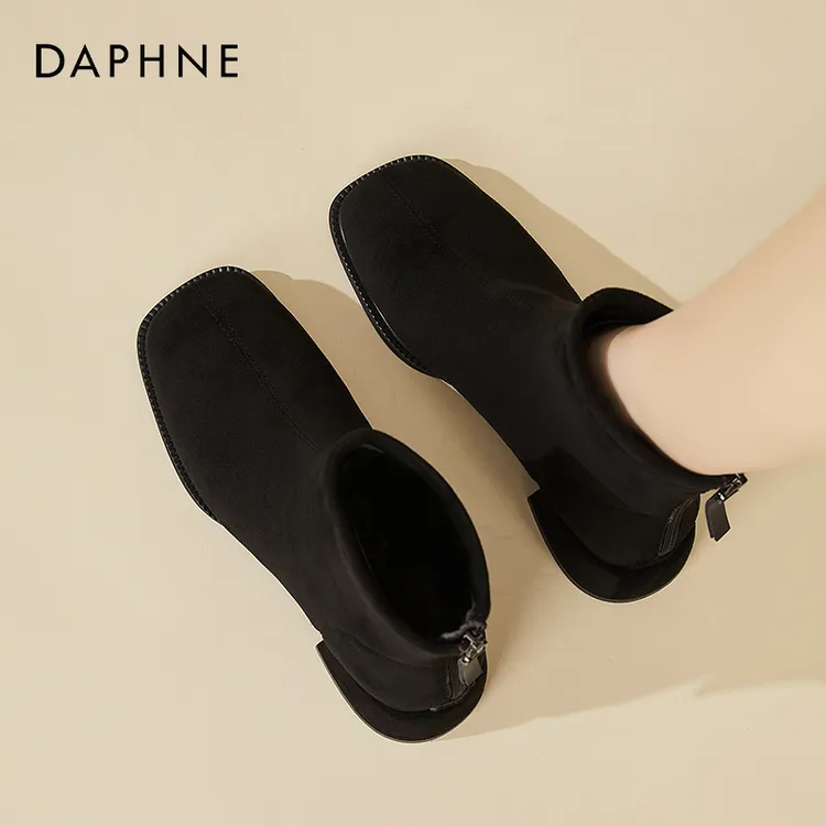 达芙妮时装靴女2025新款秋冬季绒面粗跟短筒后拉链加绒棉靴雅丹风