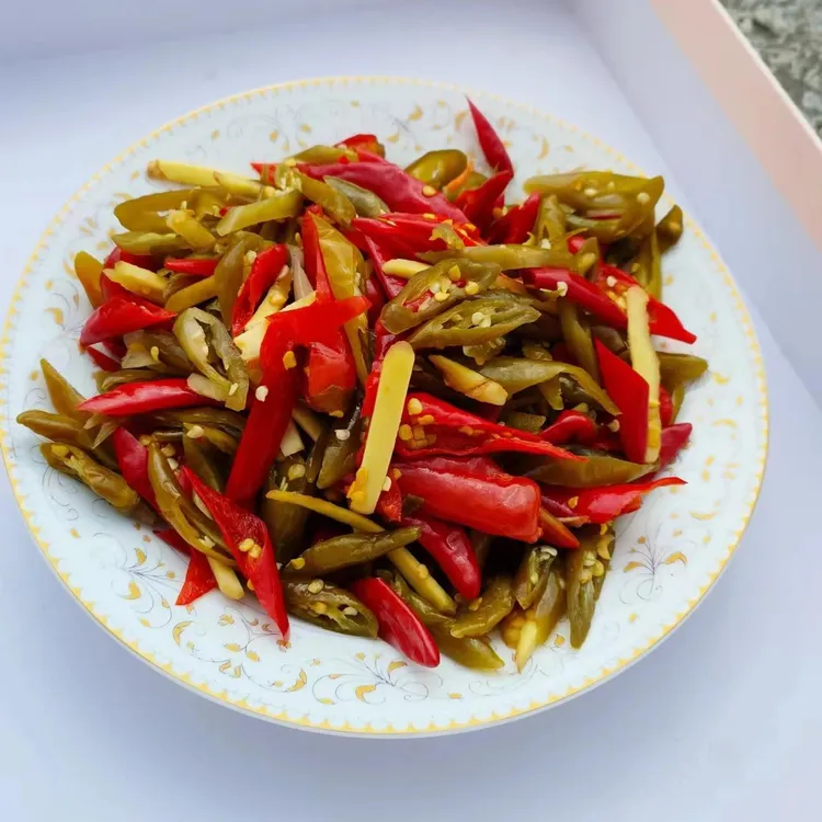 湖北恩施土特产酸辣椒酸菜泡菜正宗酸辣子农家自制老坛泡椒腌辣椒
