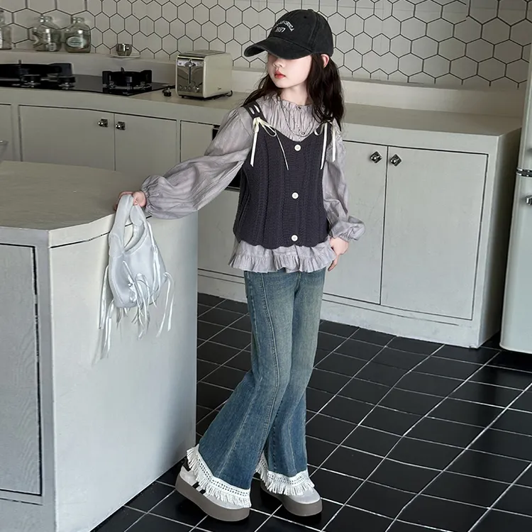 女童套装春秋季2025新款毛衣娃娃衫牛仔裤三件套时髦女孩春款洋气