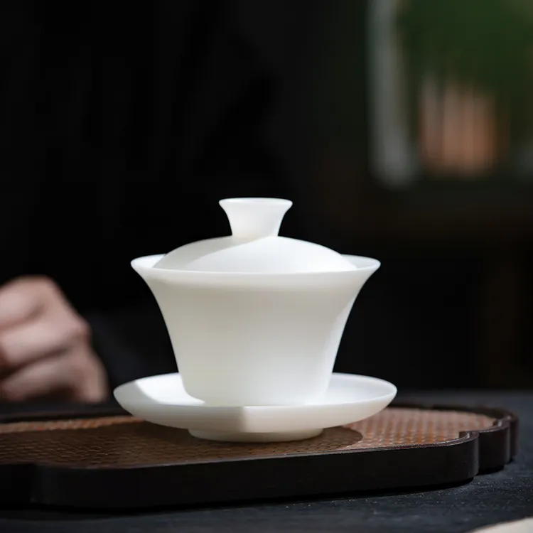 德化高端羊脂玉素烧白瓷盖碗功夫茶具钰铨龙门家用泡茶碗三才盖碗