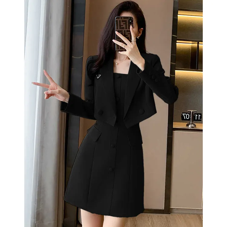 【两件套】高级感气质女装秋黑色短款小西装两件套休闲2131