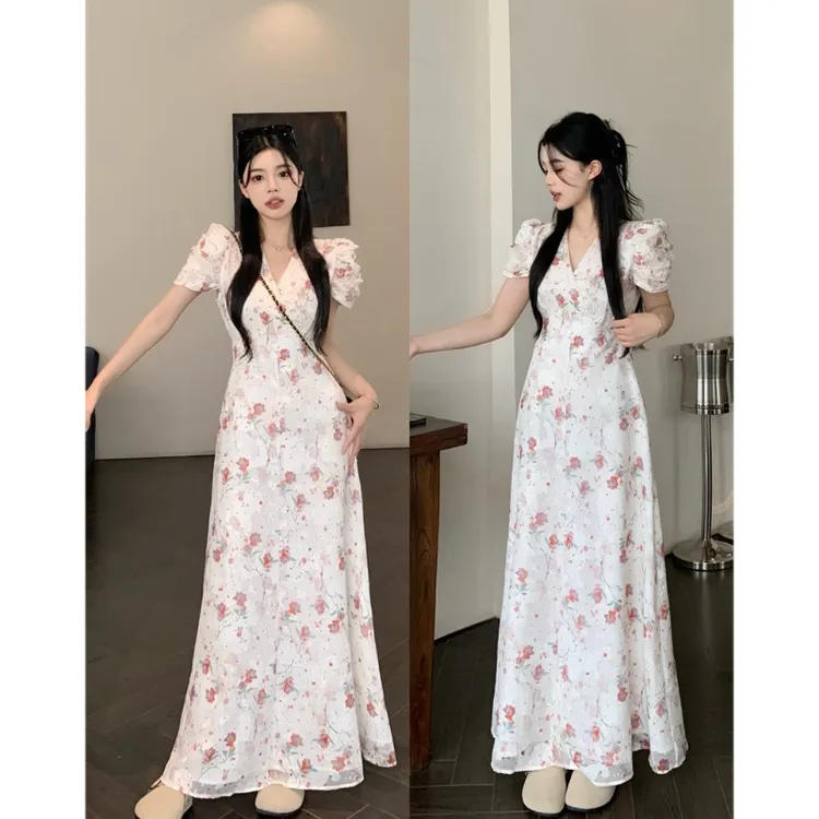 大码挂枝海棠碎花V领长款连衣裙女法式温柔泡泡袖气质设计感裙子