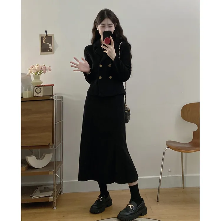 2025冬季大码胖mm新款加绒显瘦套装灯芯绒收腰外套半身裙两件套女