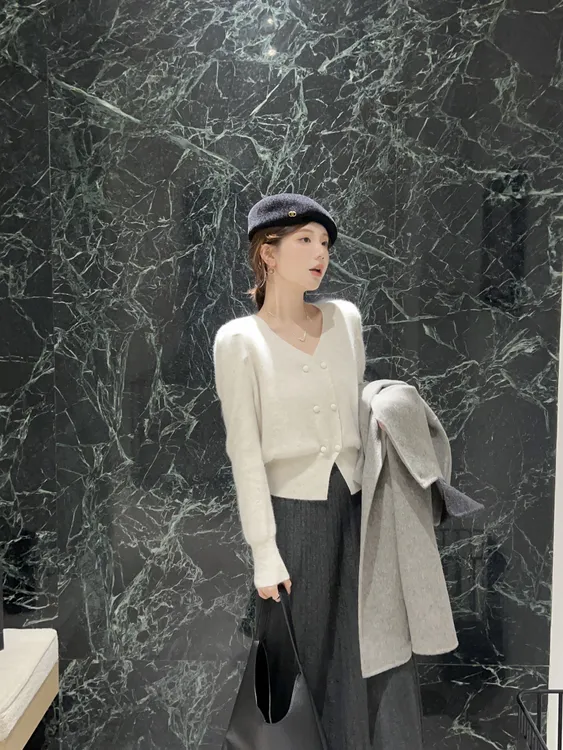 【芝士Cheese】白日暖意 韩系气质双排扣泡泡袖V领显瘦百搭针织开衫