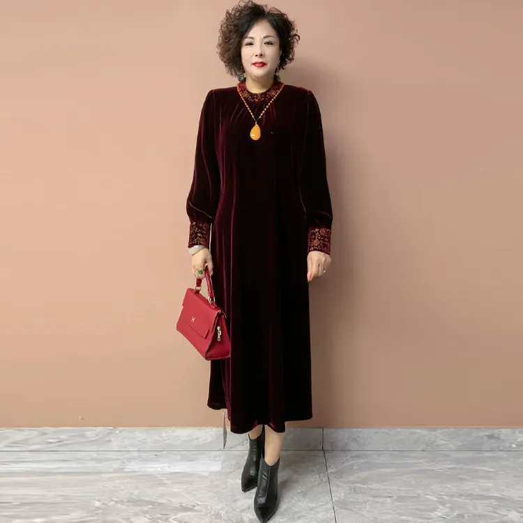 690显瘦大码连衣裙长裙新款旗袍秋冬女气质打底高档阔太太女装