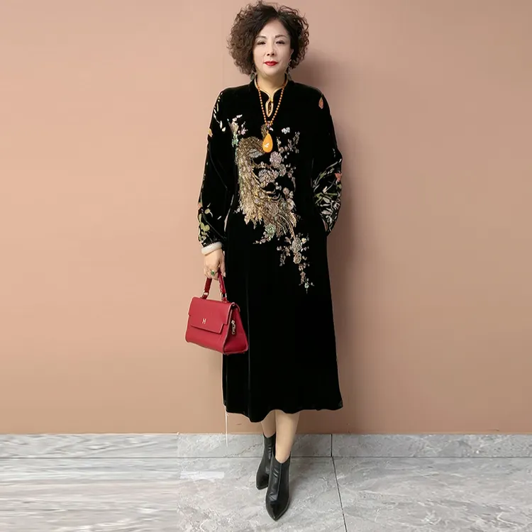 菲姐专属原版真丝绒刺绣高级时尚秋冬中长款阔太太打底连衣裙子95