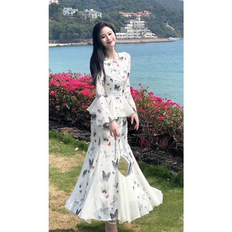 格润雅时尚洋气两件套装裙女2025年新款别致设计感包臀裙长袖上衣