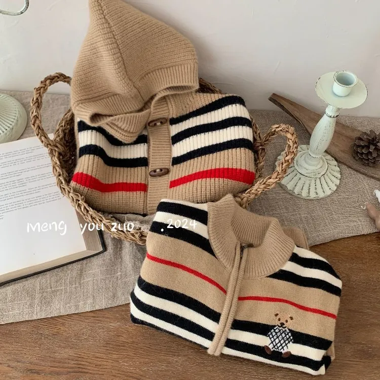 2024新款韩系童装男宝针织衫连帽外套秋冬款女宝洋气时髦条纹开衫