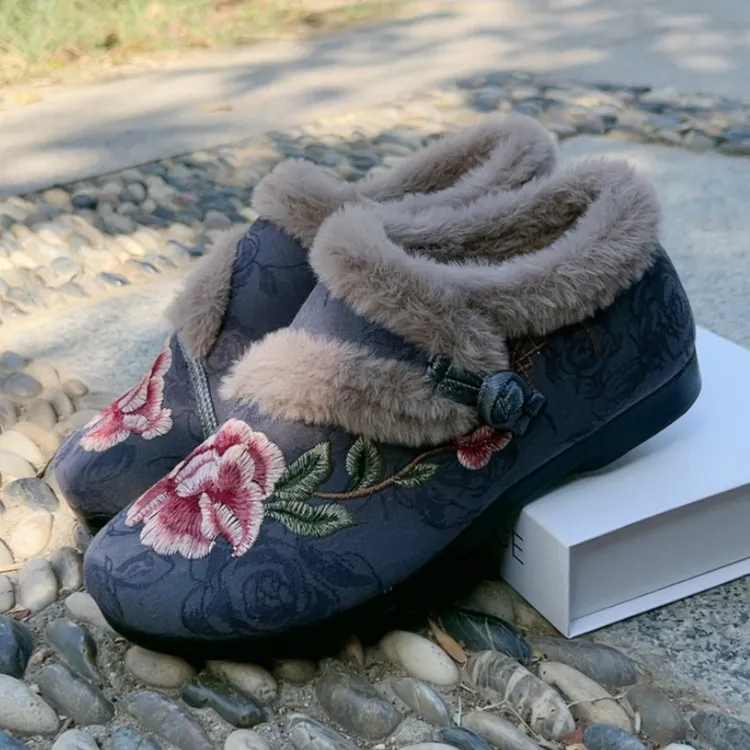 老北京冬季新款女棉鞋加绒加厚毛毛鞋绣花民族风妈妈鞋浅口豆豆鞋