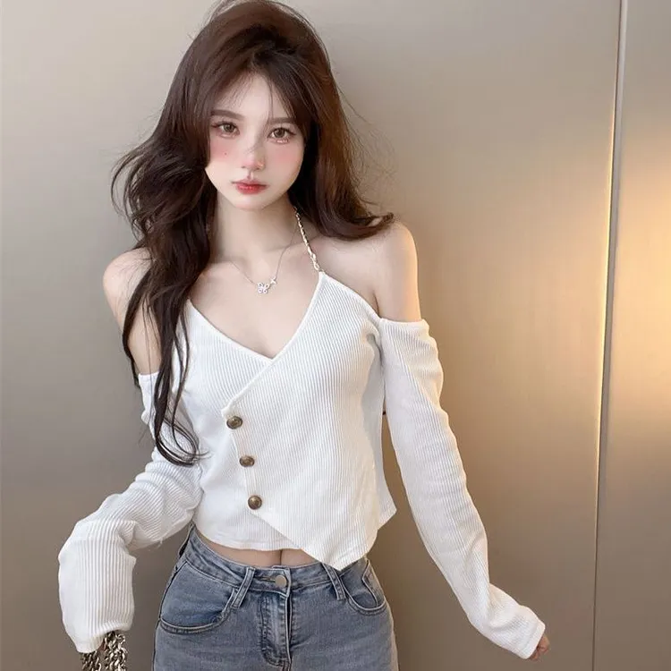 老钱风松弛感女装贵气女黑色V领长袖衫女秋季辣妹露肩挂脖别致小