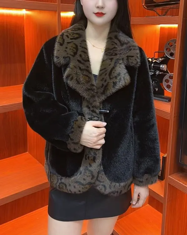 新款冬季豹纹女款轻奢百搭潮流时尚加厚翻领显瘦短款女士大衣1