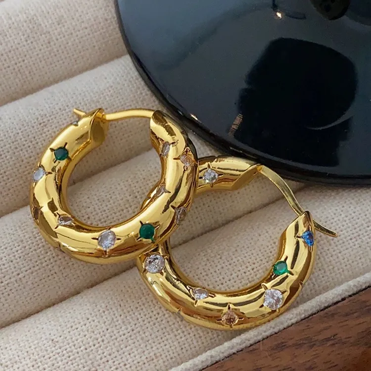 铜合金耳饰 星星耳圈2024新款金属耳环轻奢高级感欧美风时尚耳扣