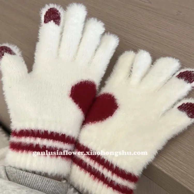 爱心学生毛绒绒针织手套女冬季加厚保暖骑行外出防寒骑行可爱手套