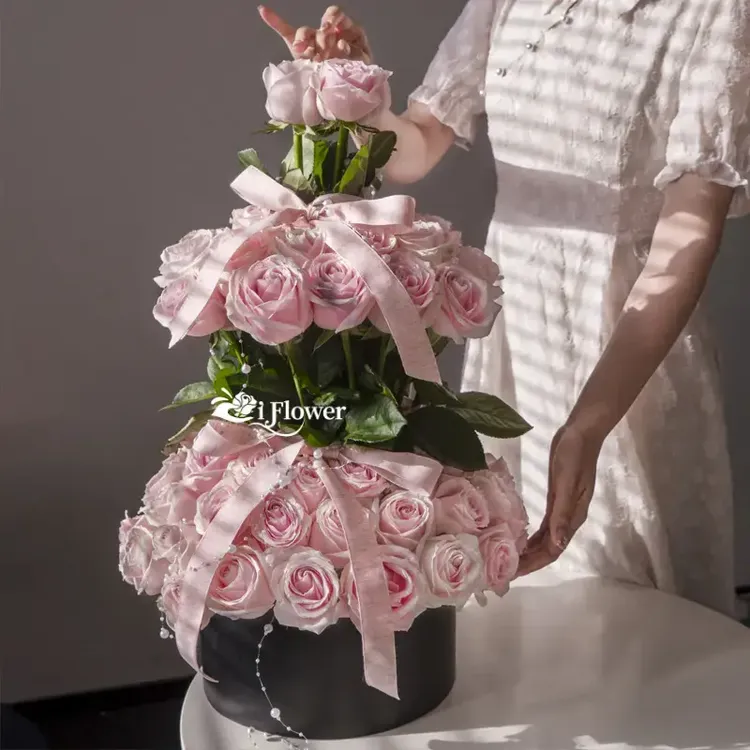 绝美蛋糕塔玫瑰花束鲜花订购同城配送小时达的同城云南鲜花直送花