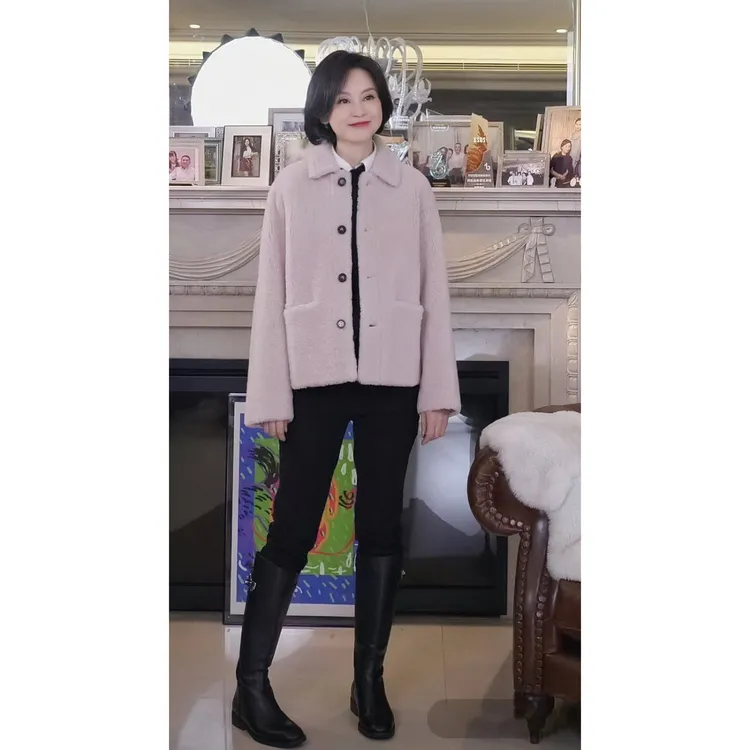 我是摩羯 潘多拉粉 南非进口皮毛一体保暖百搭短款外套