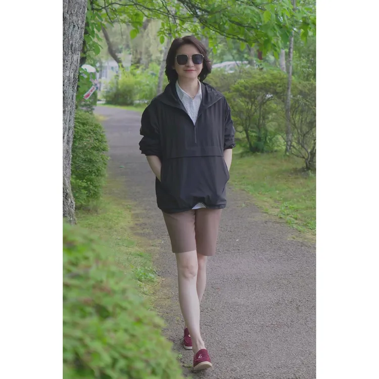 我是摩羯 港岛半山 时尚休闲宽松舒适防晒翻立领半开襟夹克上衣
