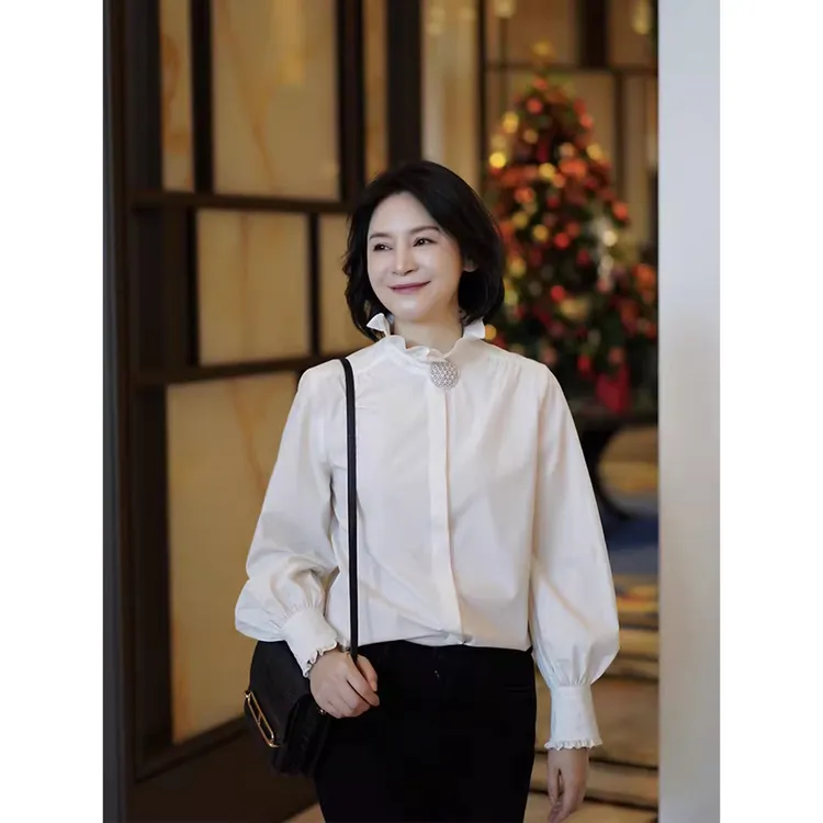 我是摩羯 法式小香花边领 设计白色衬衣优雅花边挺括棉衬衫