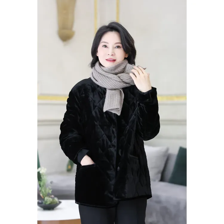 我是摩羯 奢香夫人 真丝丝绒菱形格纹绗缝圆领长袖时尚保暖棉外套