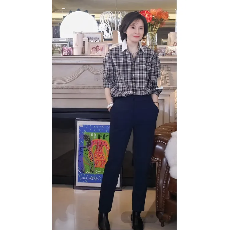 我是摩羯 柏林图书馆 苏格兰色织格纹H型撞色领长袖春夏衬衫上衣