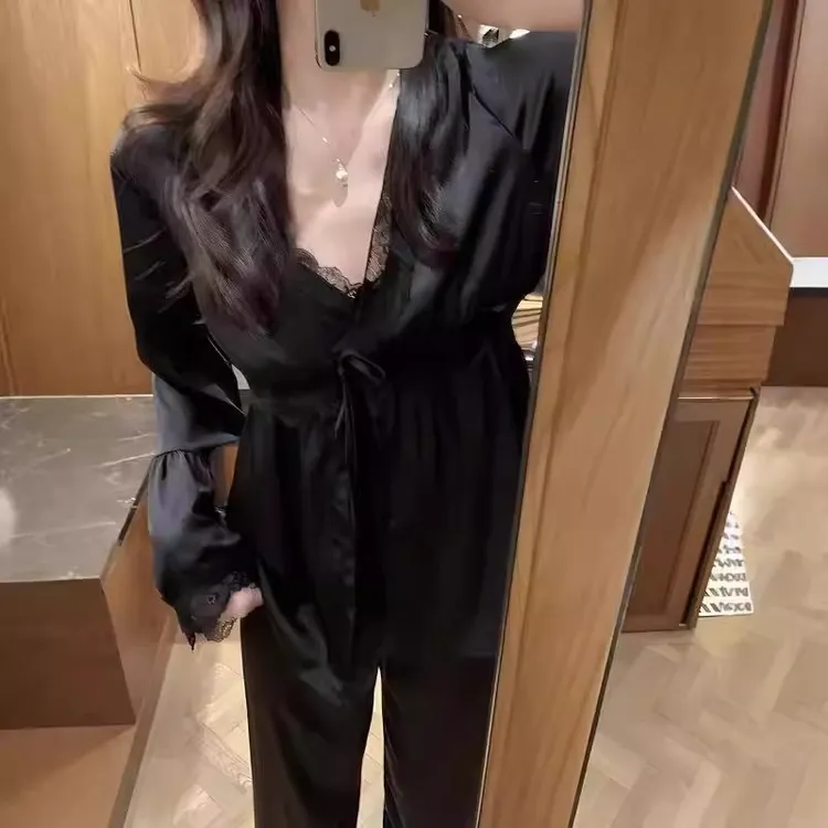 法式高级感冰丝睡衣女2024新款秋冬季吊带三件套带胸垫轻奢家居服