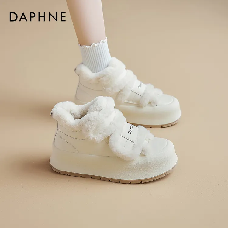 达芙妮加绒高帮棉鞋女2025新款冬季保暖魔术贴面包板鞋百搭小白鞋