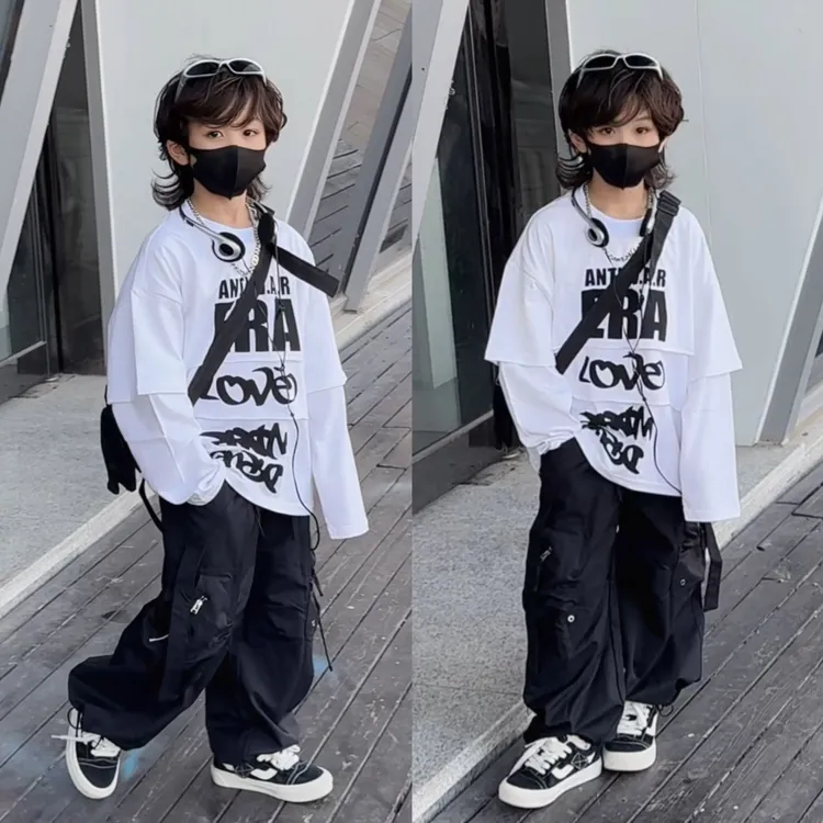 乐乐家儿童设计款三层叠拼接假两件长袖宽松街头上衣高街卫衣