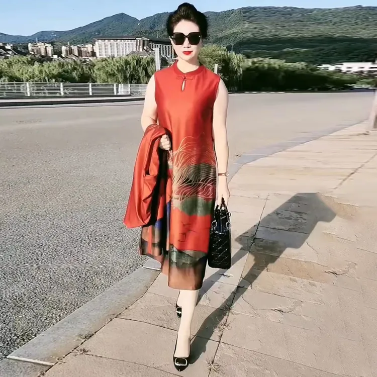 背心裙+外披时尚两件套装秋季大码风衣高端妈妈装外套洋气连衣裙