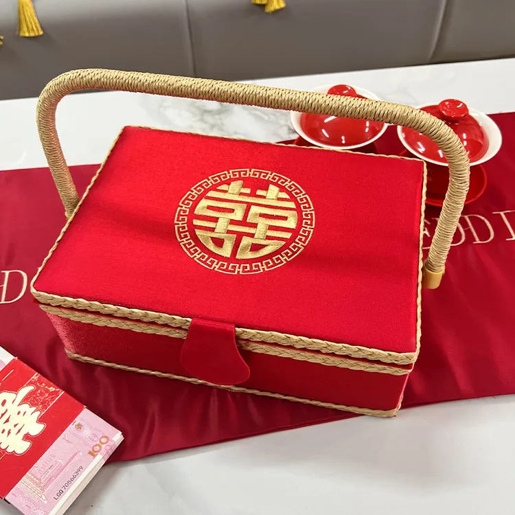订婚彩礼钱盒子礼金盒结婚现金彩礼盒聘礼箱陪嫁提亲聘礼盒加三金