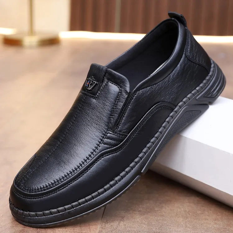 老北京布鞋男士春秋中老年透气牛筋软底老人防滑休闲休闲工作鞋