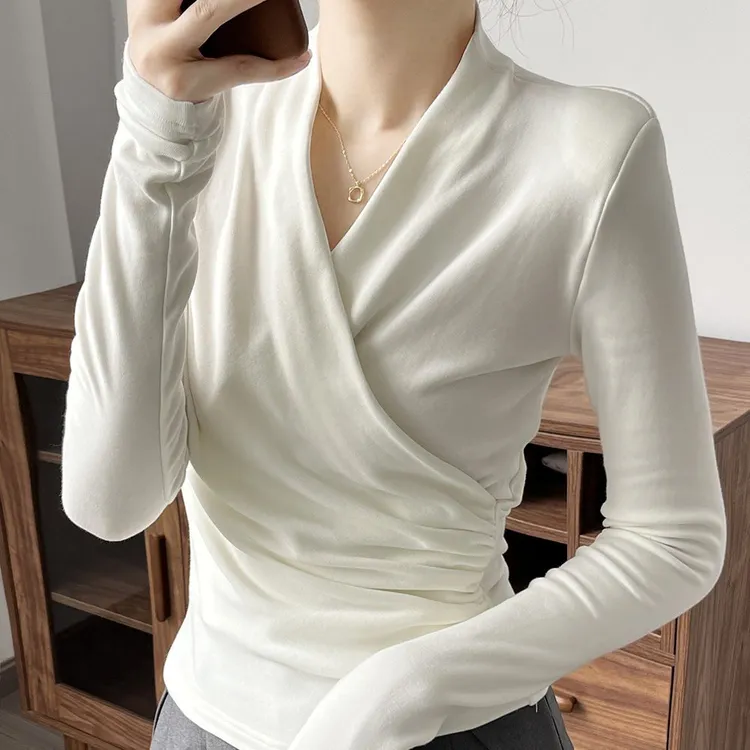 长袖T恤女秋冬2025新款设计感V领交叉上衣百搭修身显瘦打底衫