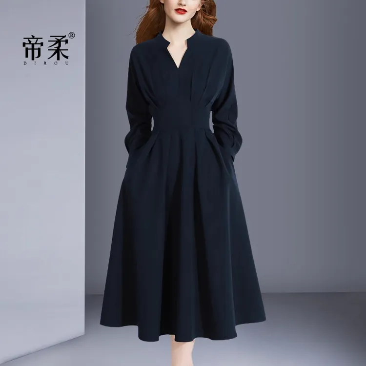 气质绝美连衣裙2025秋季新款法式长袖收腰显瘦V领洋气减龄中长款