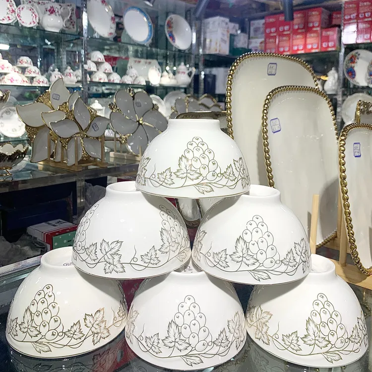 新疆哈萨克维吾尔吃饭米饭碗家用高档浮雕打金加厚陶瓷奶茶碗吃饭