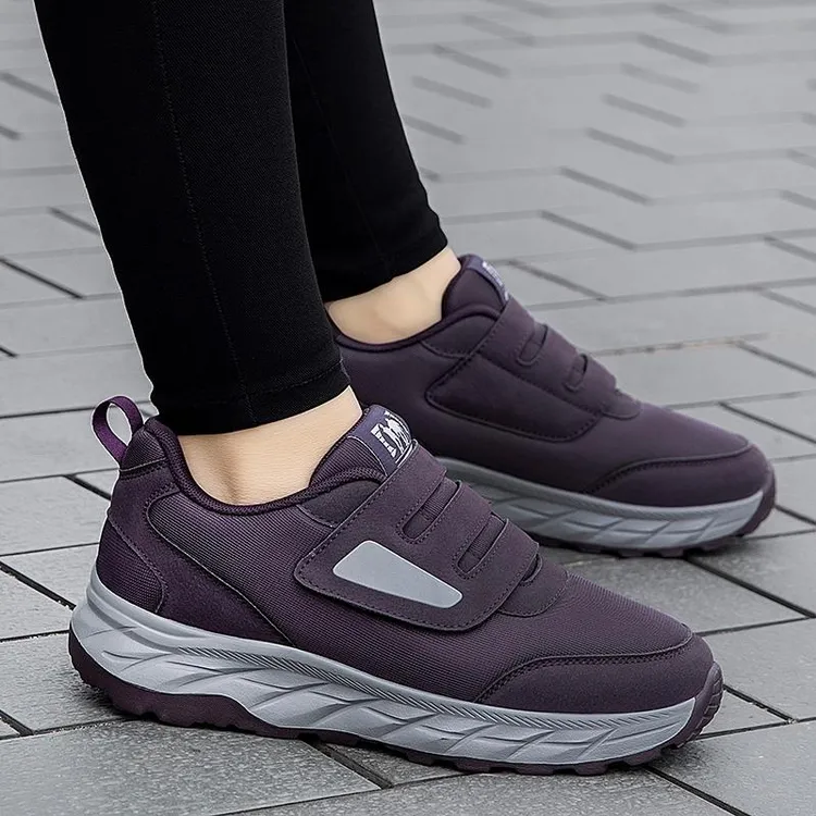 张凯丽老人鞋正品女秋冬软底妈妈健步鞋中老年宽胖脚大脚骨专用鞋