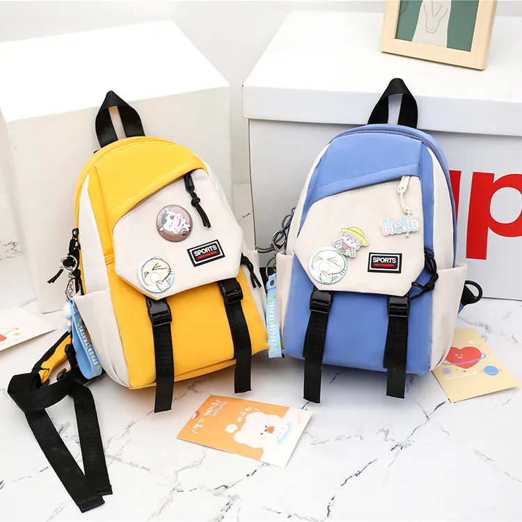 户外春游胸包儿童外出多用小背包轻便可双肩撞色小学生单肩小挎包