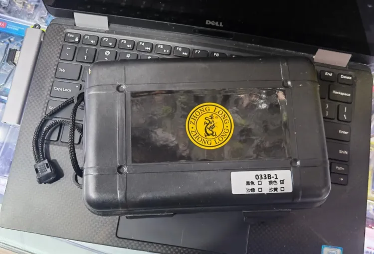 军迷打火机防风直充可变红色火焰可充气带礼盒包装潮酷炫酷